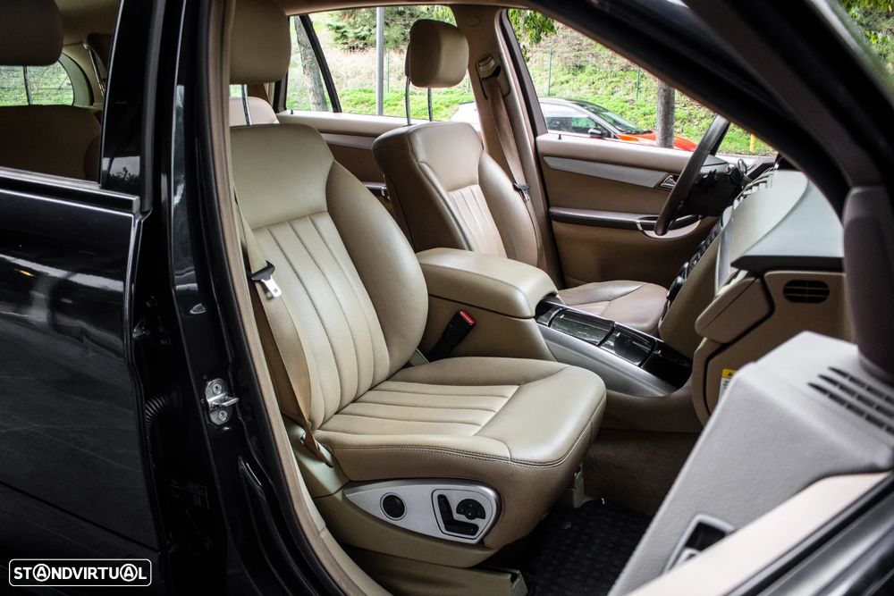 Mercedes-Benz R 280 CDI Longo - 25