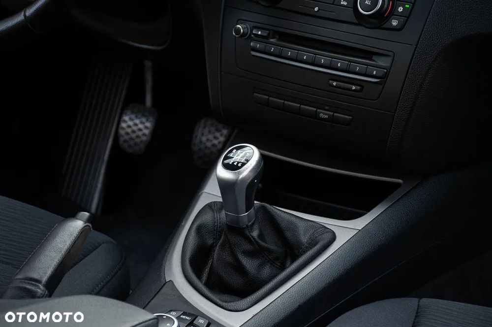 BMW Seria 1 116d - 11