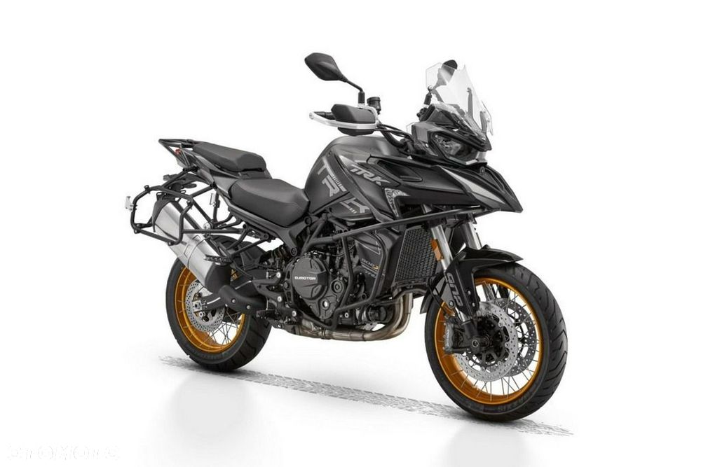 QJMOTOR SRT900SX - 34