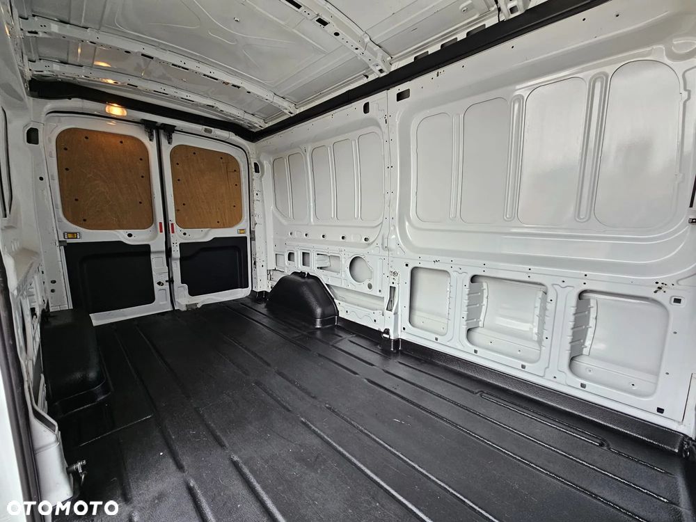 Ford Transit - 7