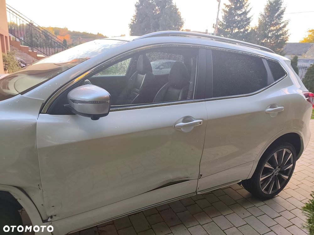 Nissan Qashqai 1.5 dCi DCT TEKNA+ - 11