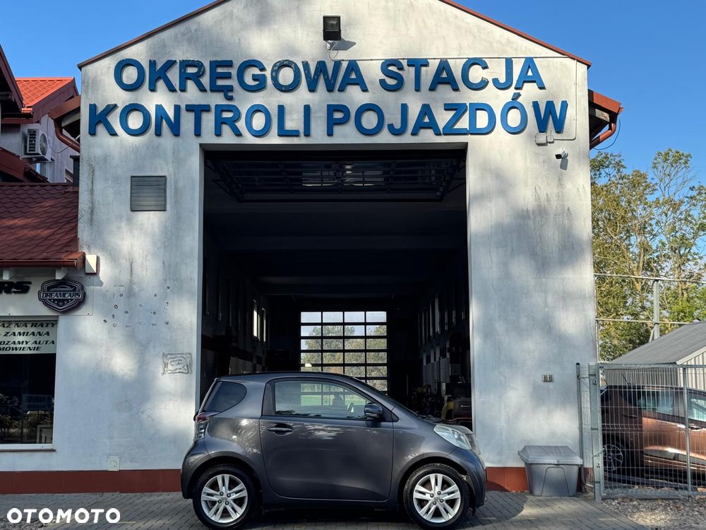 Toyota iQ - 38