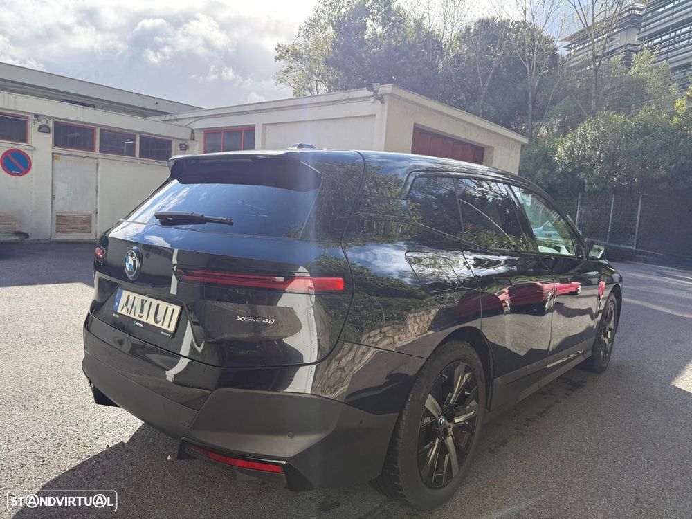 BMW iX xDrive 40 Pack Desportivo - 5