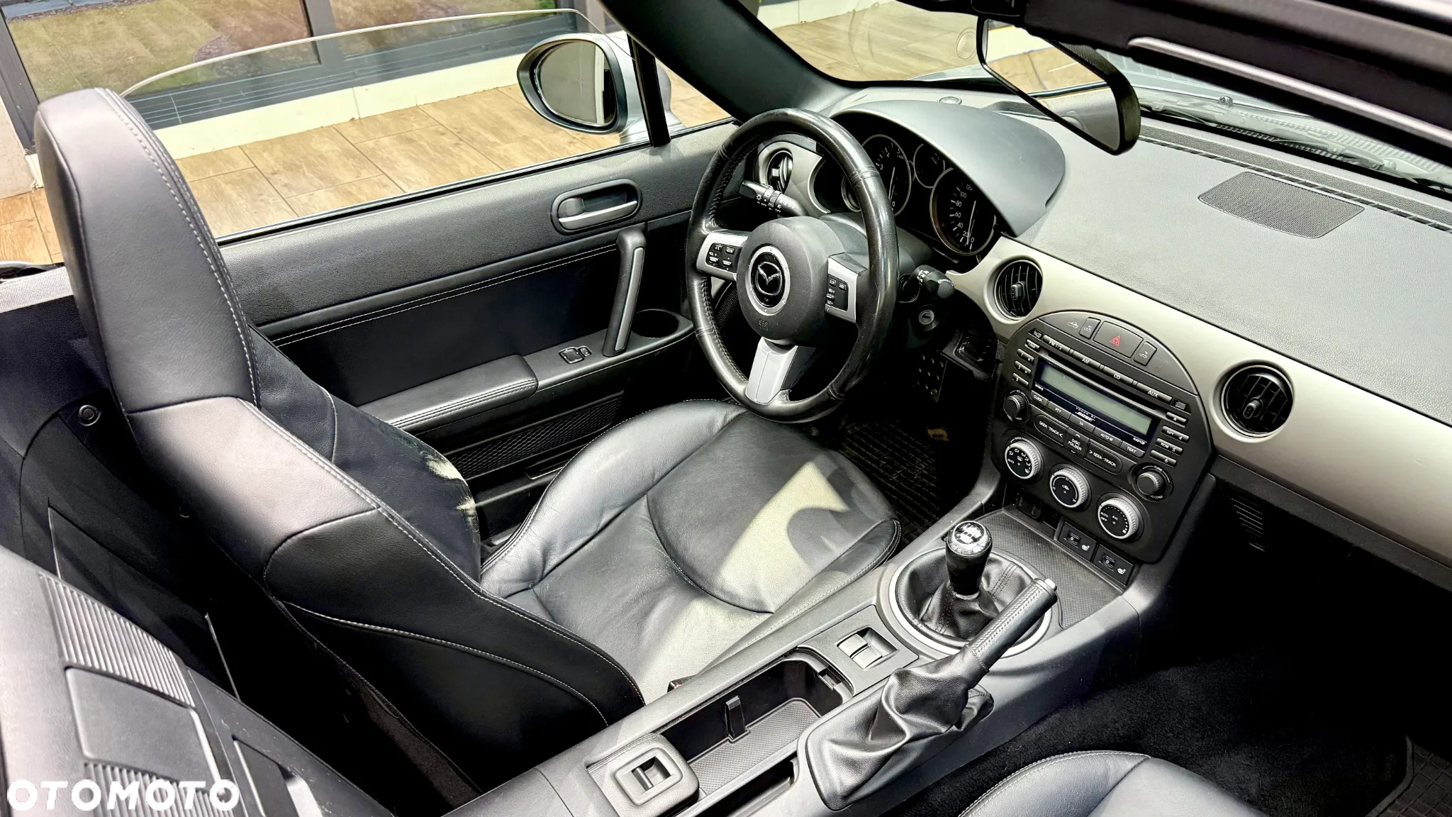 Mazda MX-5 2.0 Sport - 12