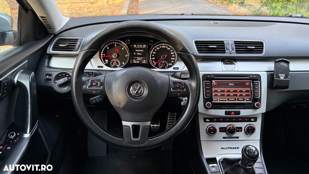 Volkswagen Passat 2.0 TDI 4Motion Comfortline - 8