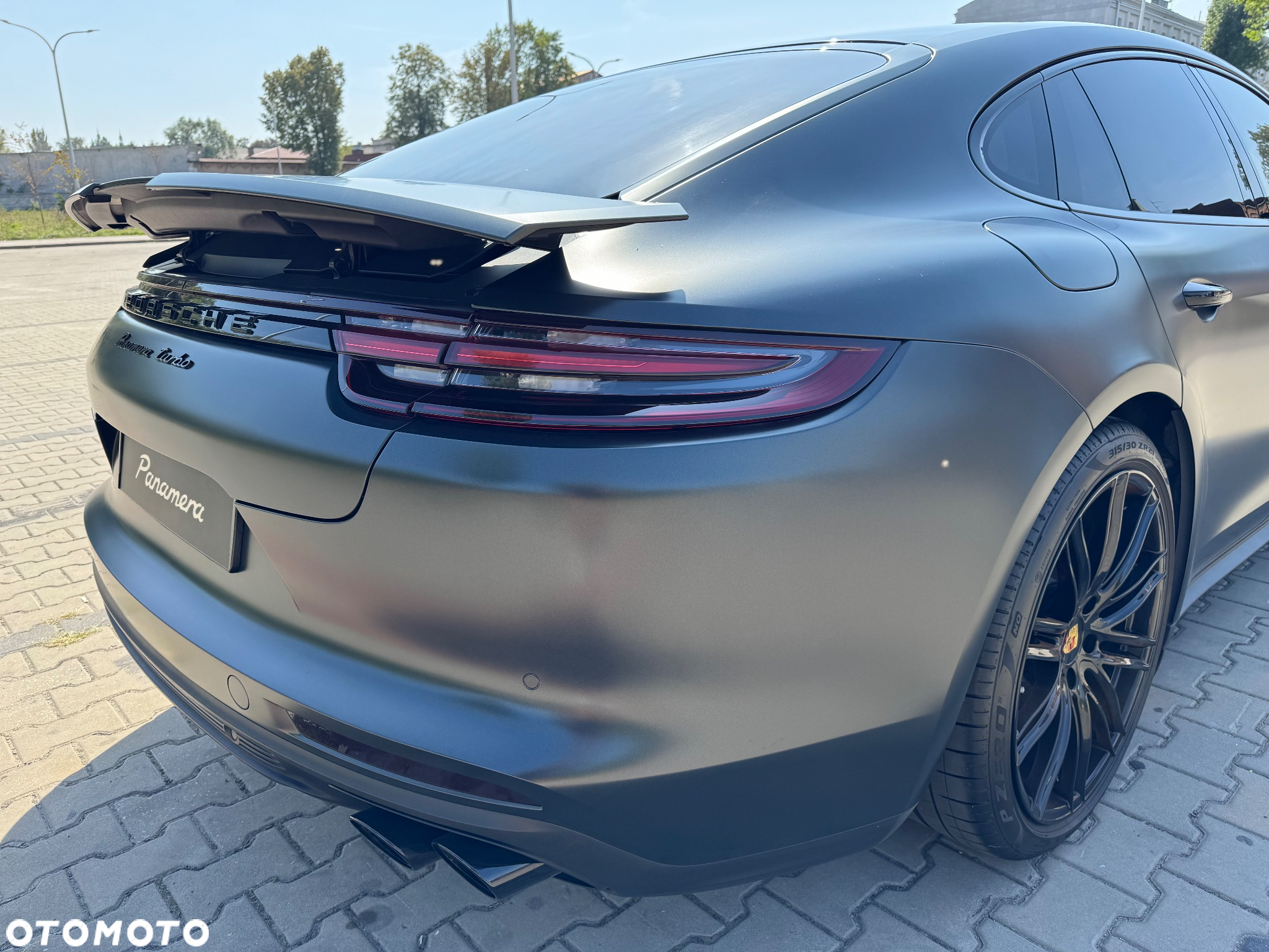 Porsche Panamera Turbo - 14