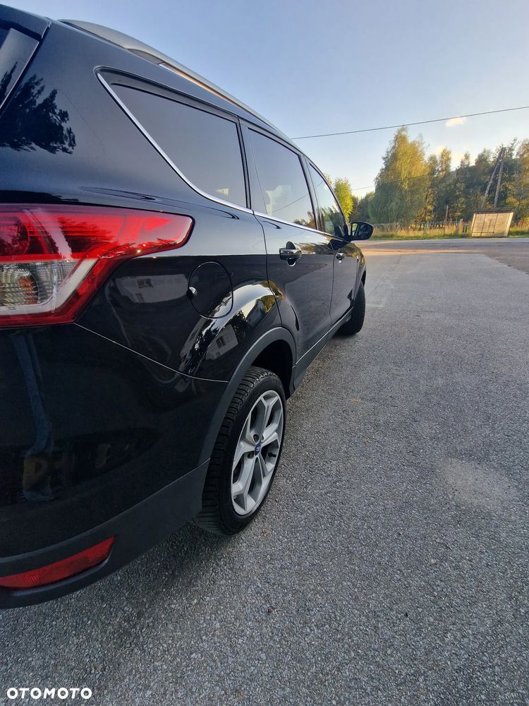 Ford Kuga 2.0 TDCi 4WD Titanium - 26