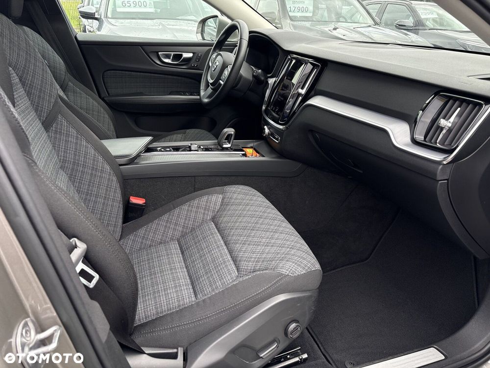 Volvo V60 B3 B Momentum Pro - 10