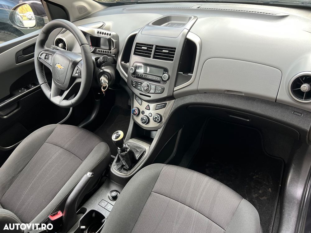 Chevrolet Aveo 1.2 LT - 7