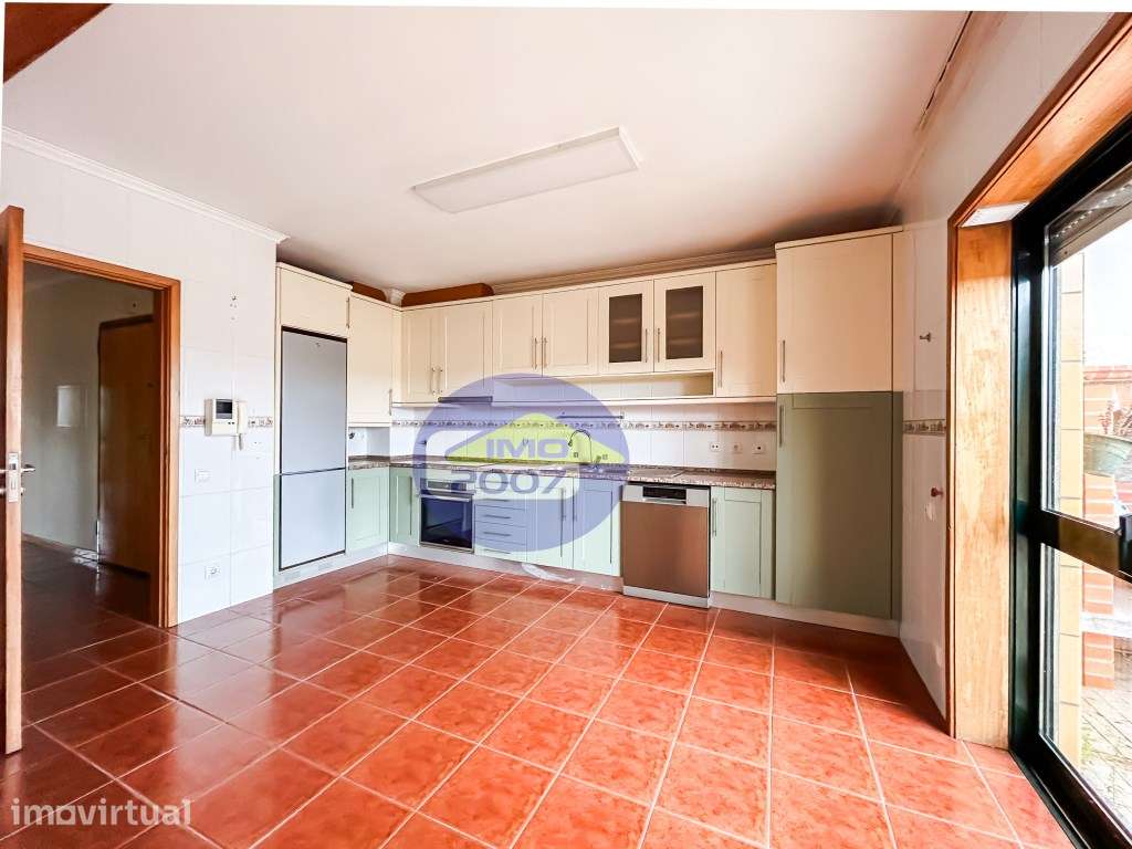Apartamento T2 Duplex - Grande imagem: 3/26