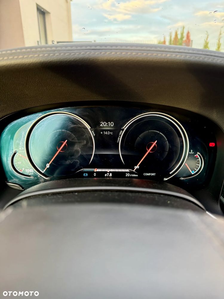 BMW Seria 7 740d xDrive - 13