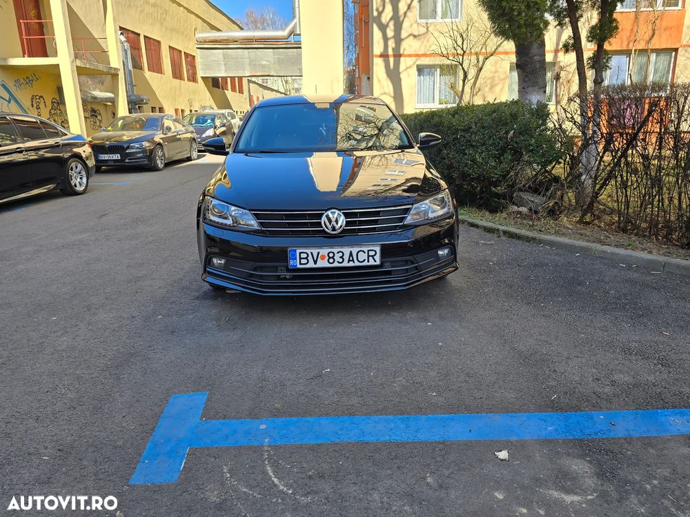 Volkswagen Jetta 2.0 TDI DSG Comfortline - 10