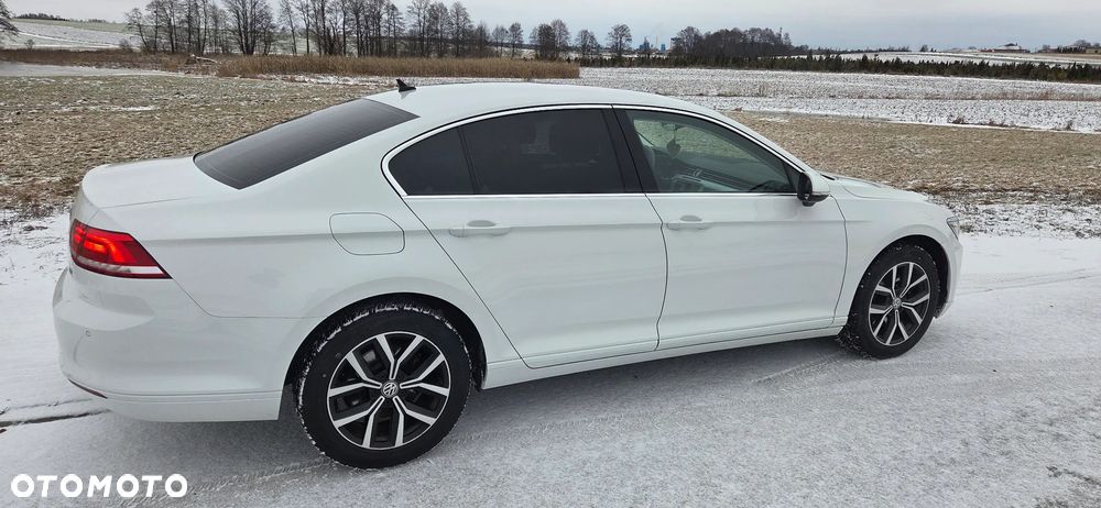 Volkswagen Passat 1.8 TSI BMT Comfortline DSG - 4