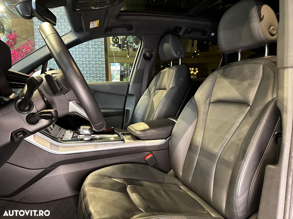 Audi Q7 3.0 50 TDI quattro Tiptronic MHEV S Line - 16