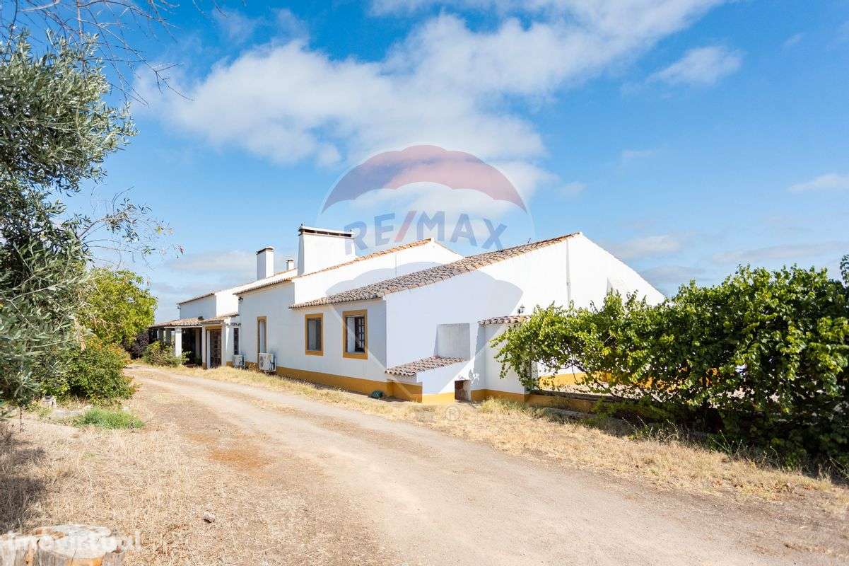 Moradia T5 para venda - Grande imagem: 2/49