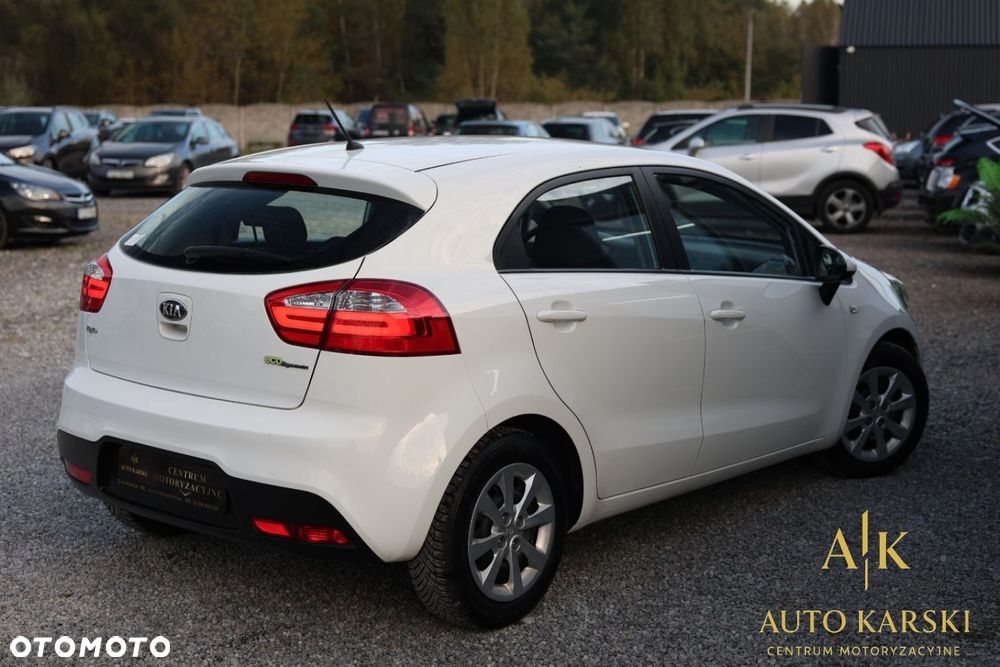 Kia Rio - 18