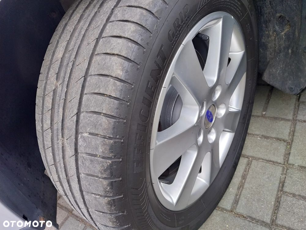 Ford Focus 1.6 Trend - 10