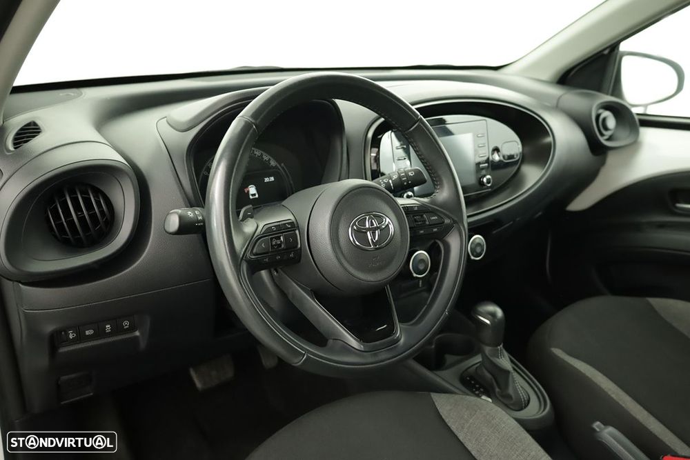 Toyota Aygo X - 7