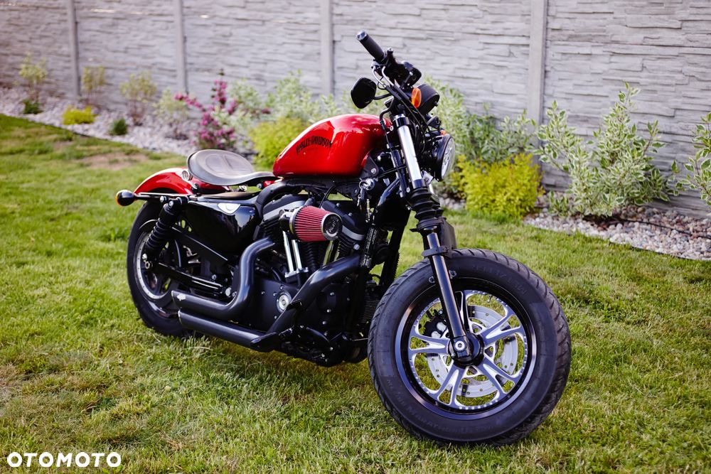 Harley-Davidson Sportster Iron 883 - 5