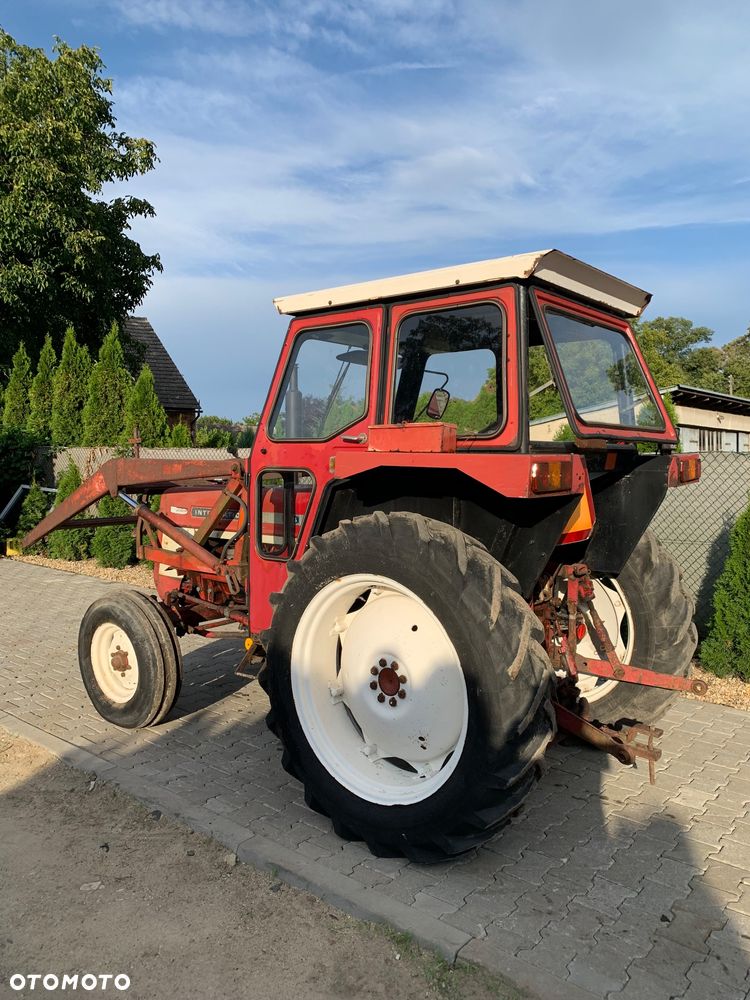 Case IH International 444 - 5