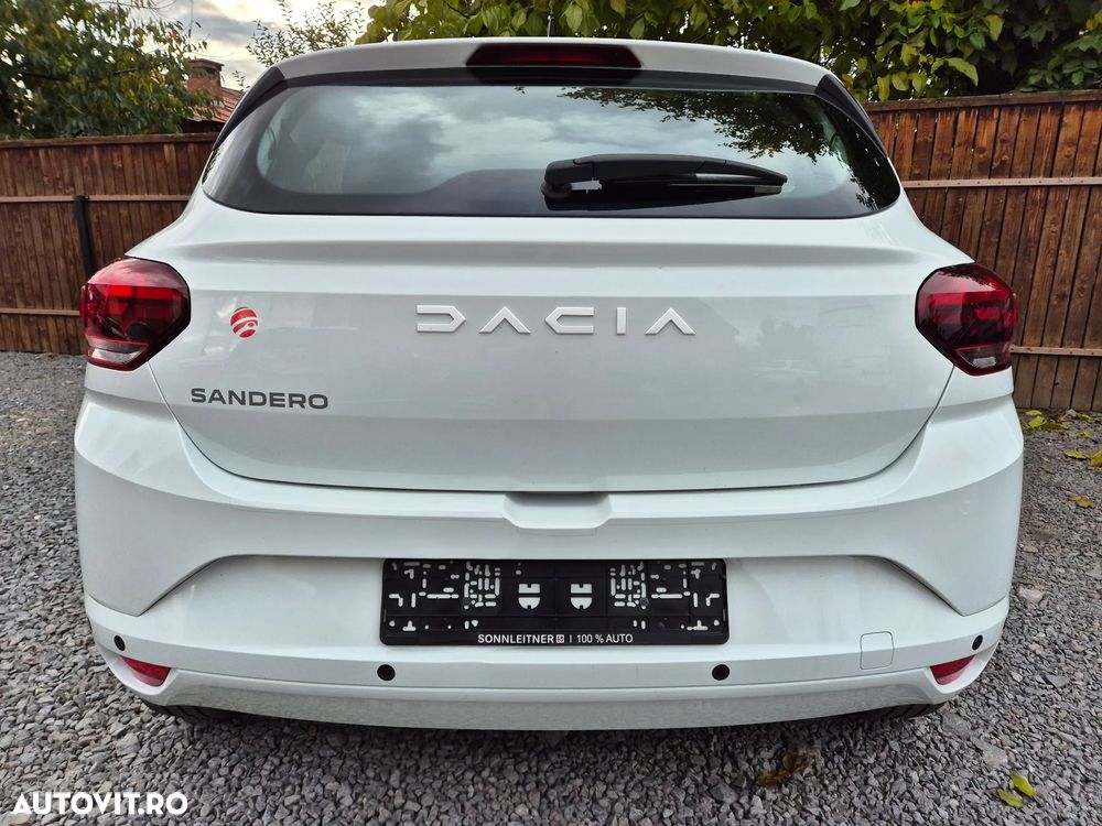 Dacia Sandero - 10