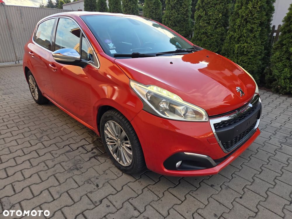 Peugeot 208 1.2 PureTech GPF Allure S&S - 1