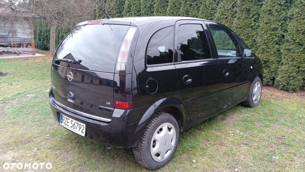 Opel Meriva 1.6 16V Cosmo - 9