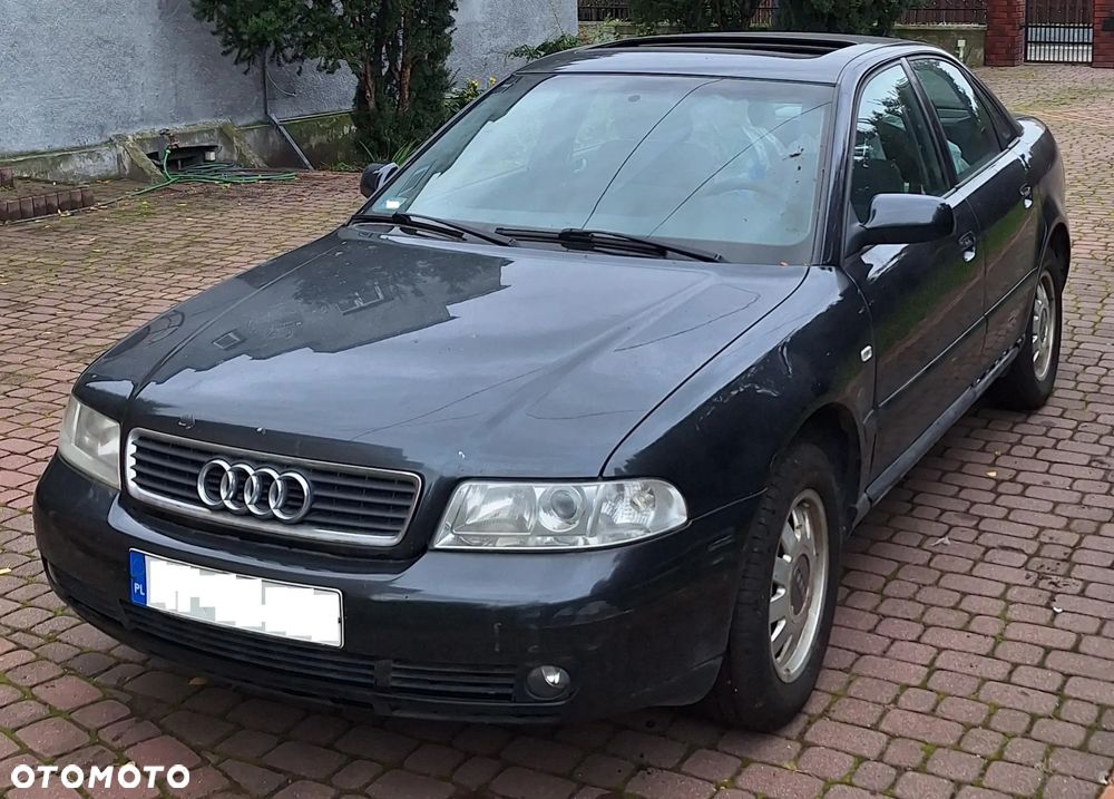 Audi A4 Limousine - 11