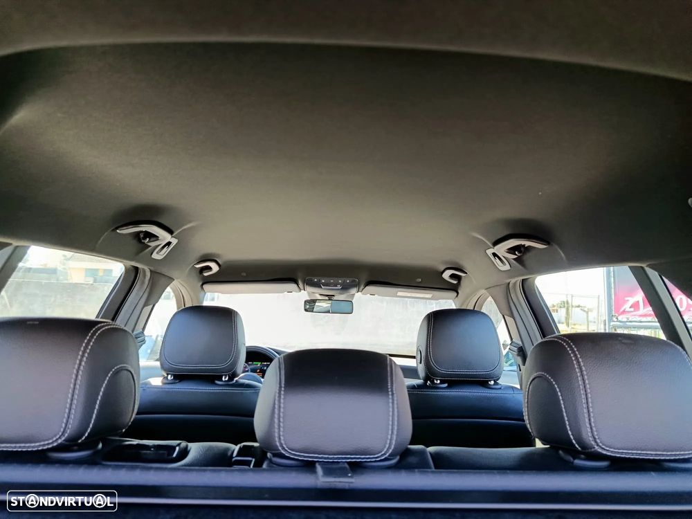Mercedes-Benz C 300 de T 9G-TRONIC AMG Line - 23