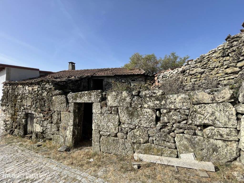 Moradia para recuperar em Vreia de Jales, Vila Pouca de Aguiar. - Grande imagem: 3/18