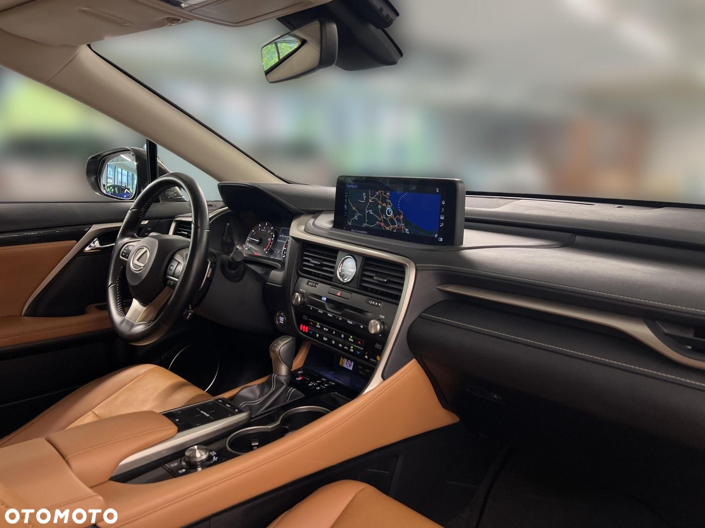 Lexus RX - 4