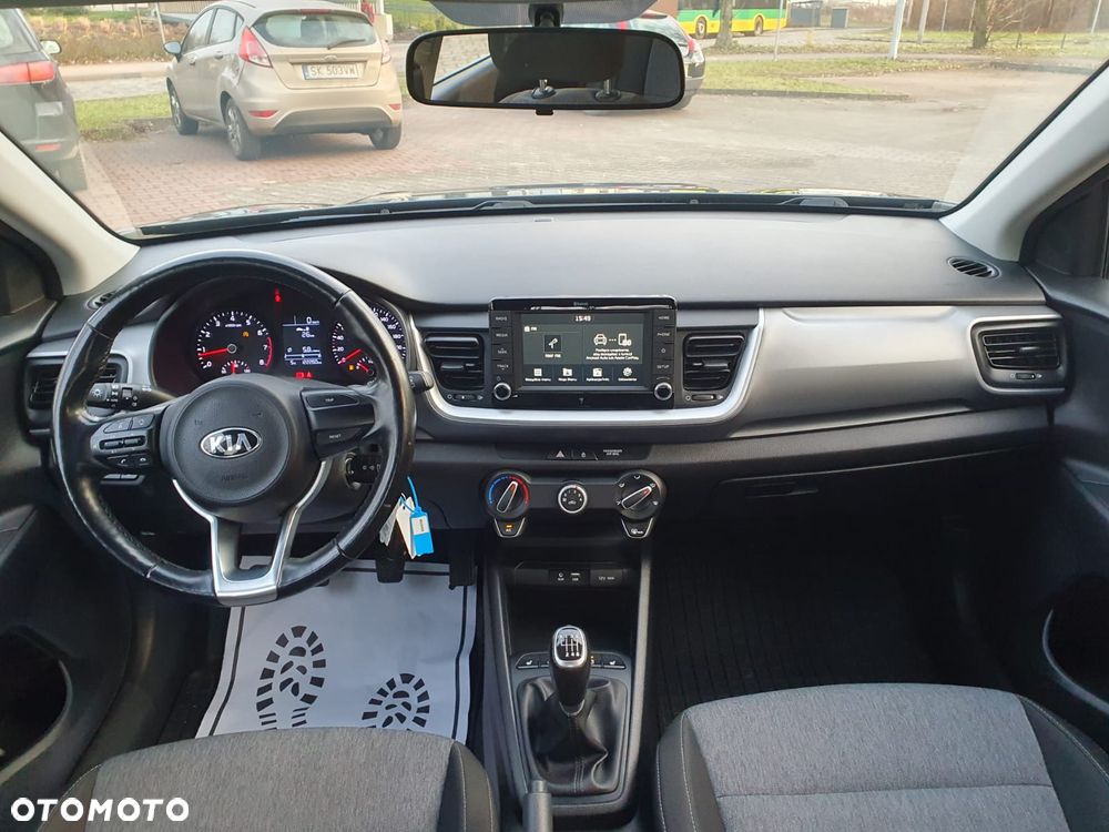 Kia Stonic 1.4 L - 8