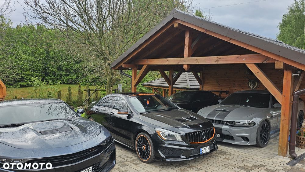 Mercedes-Benz CLA - 4