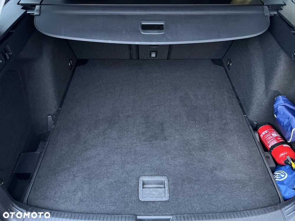 Volkswagen Golf Variant - 27