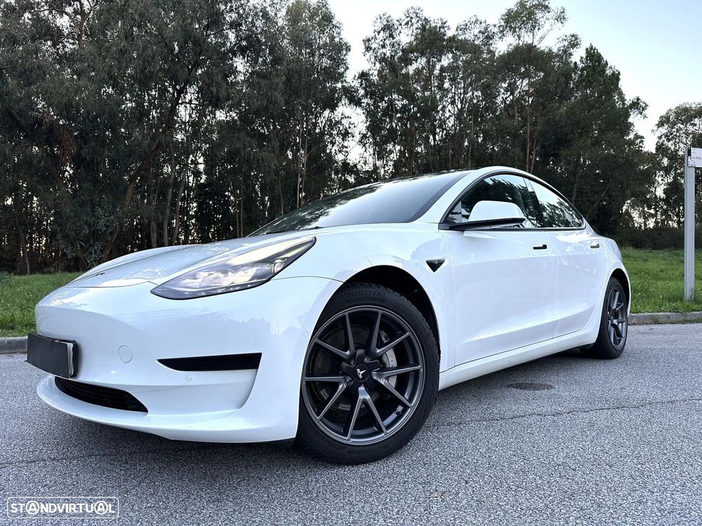 Tesla Model 3 Standard Range Plus RWD - 4