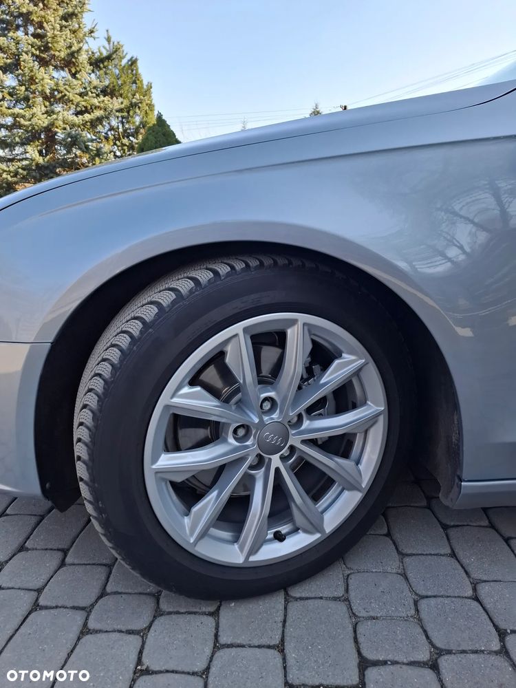 Audi A4 Avant 2.0 TDI e DPF S line Sportpaket - 16