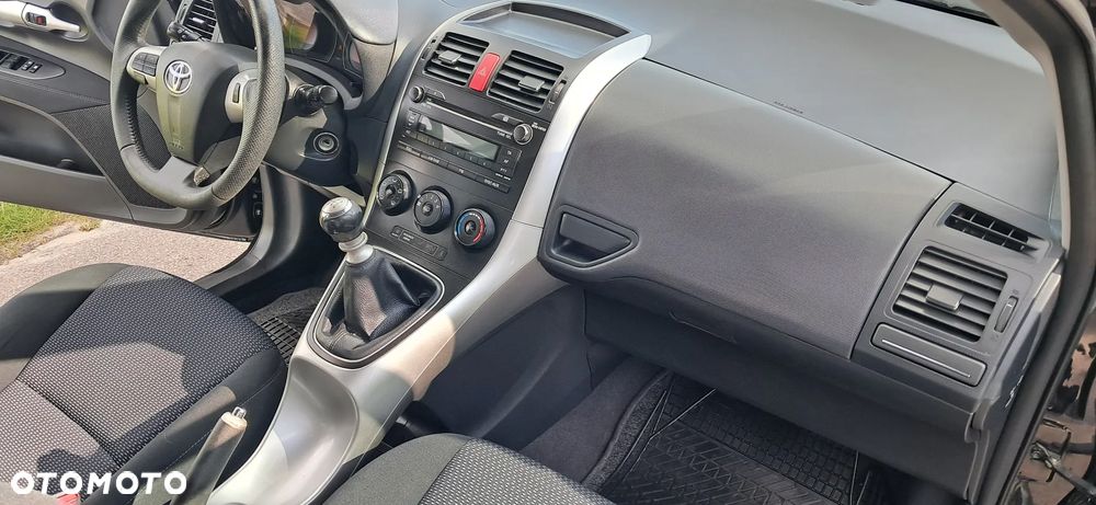 Toyota Auris 1.6 Comfort - 21