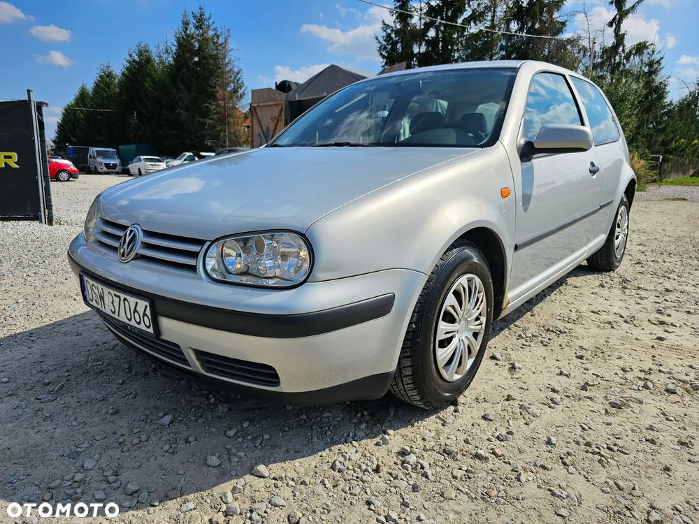 Volkswagen Golf IV 1.4 Basis - 1