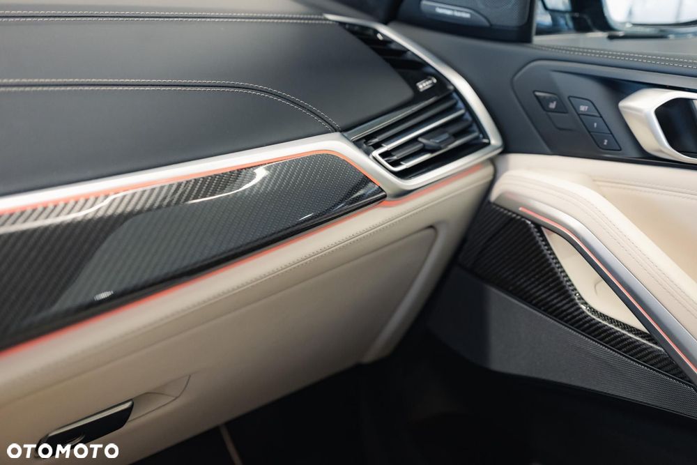 BMW X6 - 36