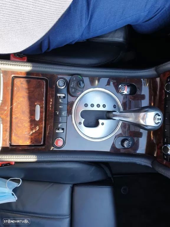 Bentley Continental GT - 17