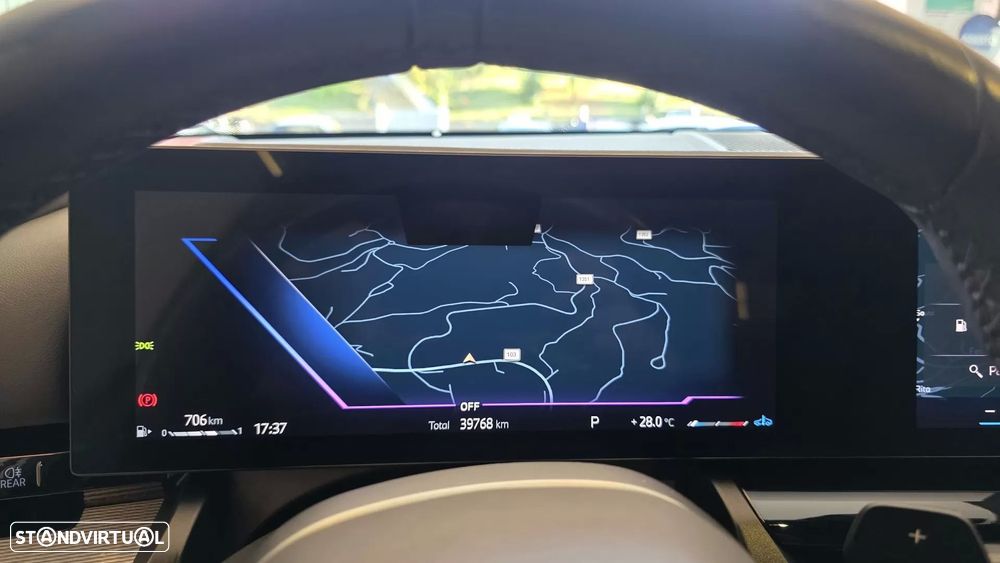 BMW 520 d Pack Desportivo M - 43