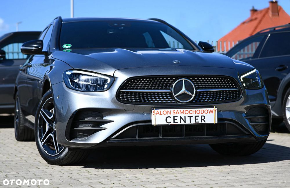 Mercedes-Benz Klasa E 300 de 4Matic 9G-TRONIC AMG Line - 27