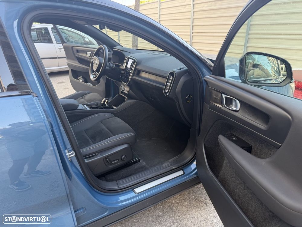 Volvo C40 Recharge Twin Motor Plus - 7