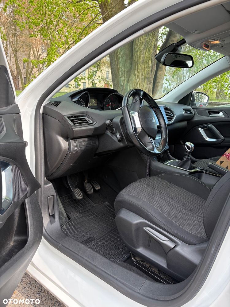 Peugeot 308 BlueHDi 130 Stop & Start Allure - 22