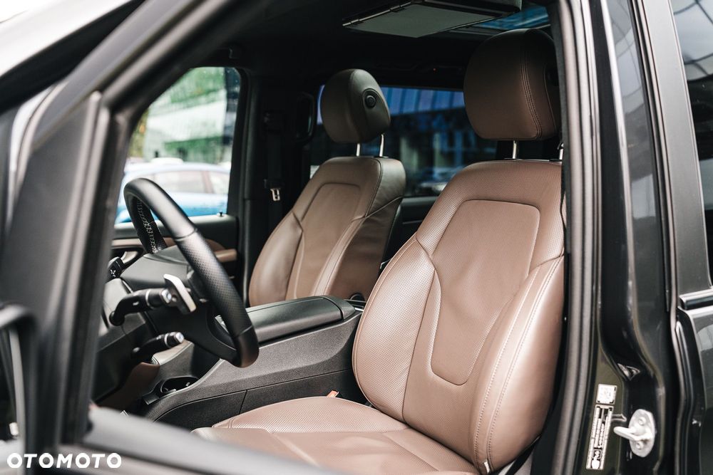 Mercedes-Benz Klasa V - 36