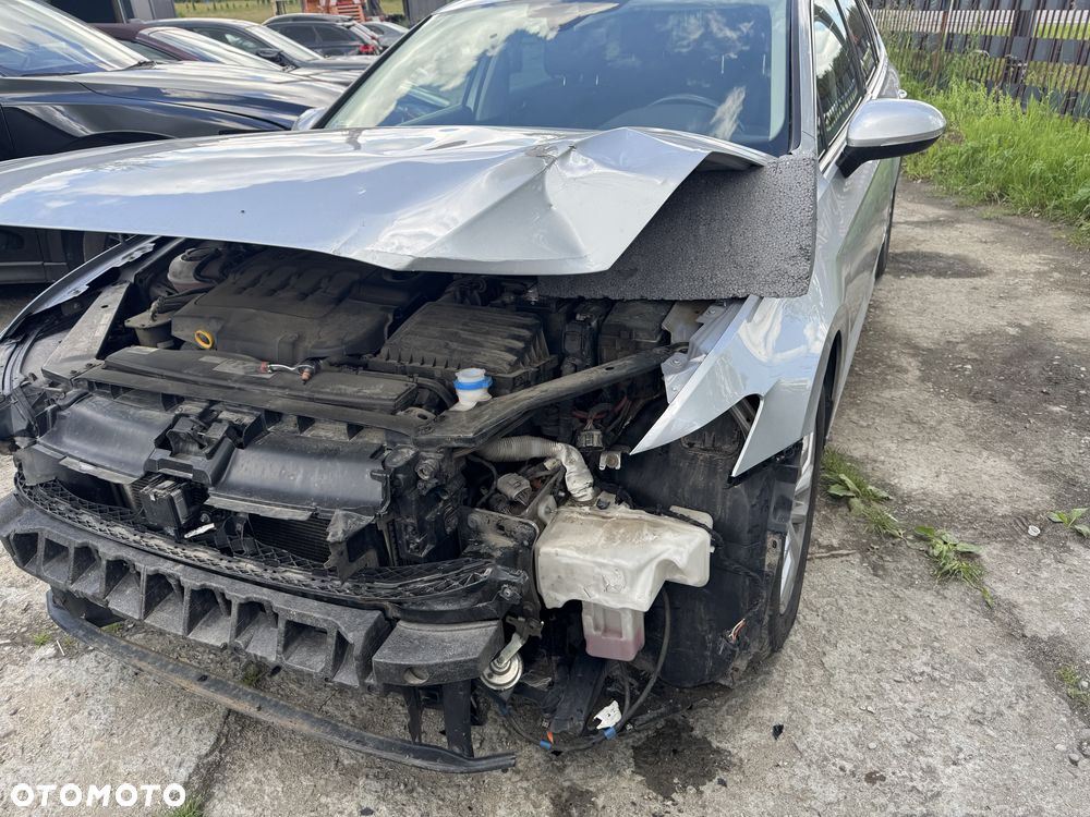Volkswagen Passat 2.0 TDI SCR Comfortline DSG - 17