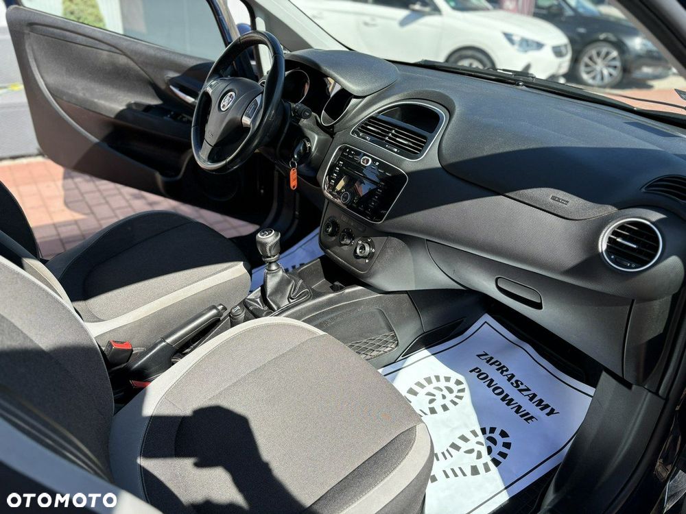 Fiat Grande Punto - 25