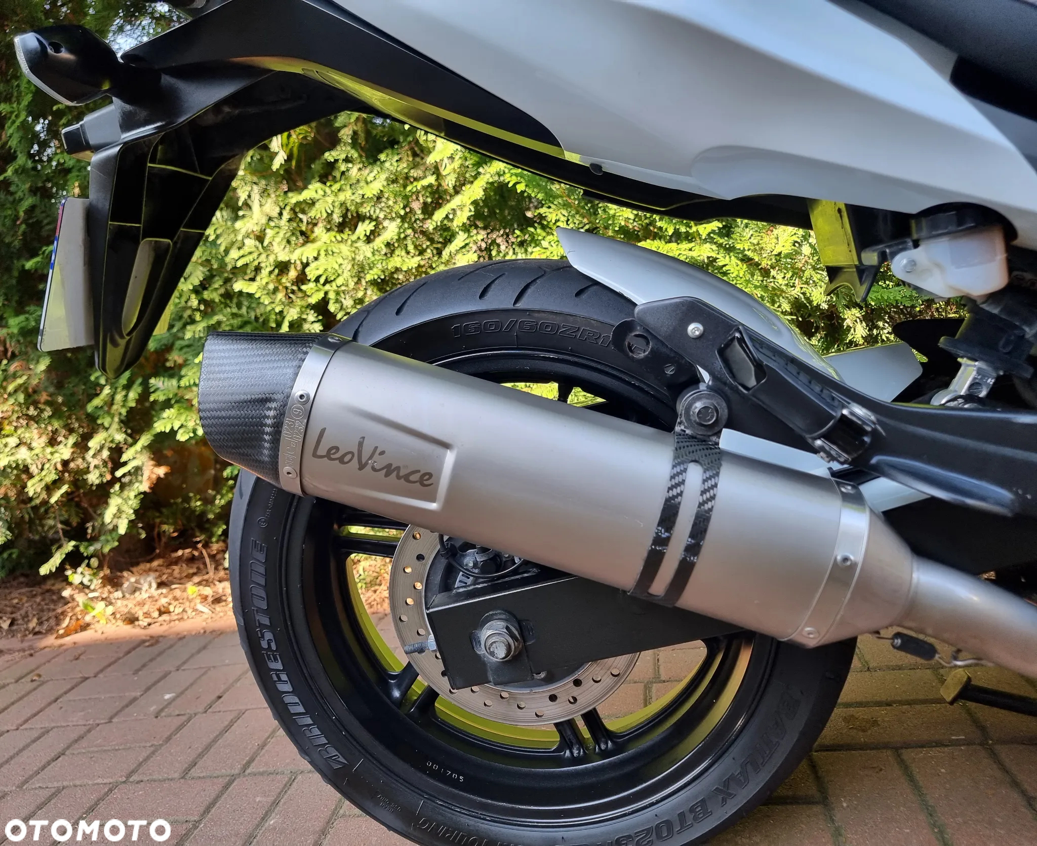 Honda CBF - 8