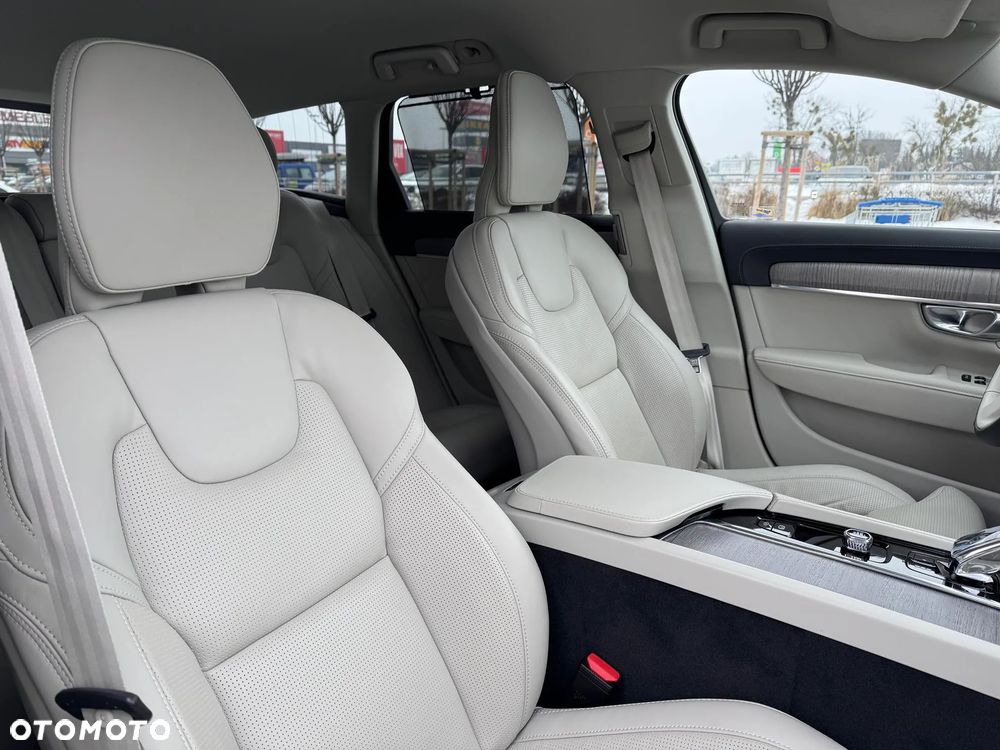Volvo V90 Cross Country B5 B AWD Ultimate - 14