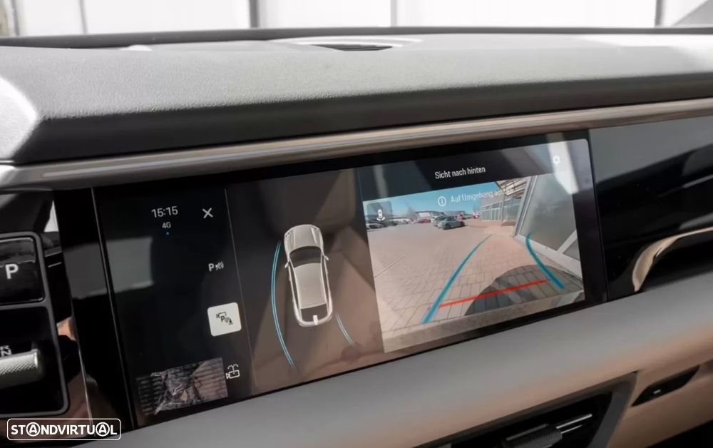 Porsche Macan Electric 4 - 16